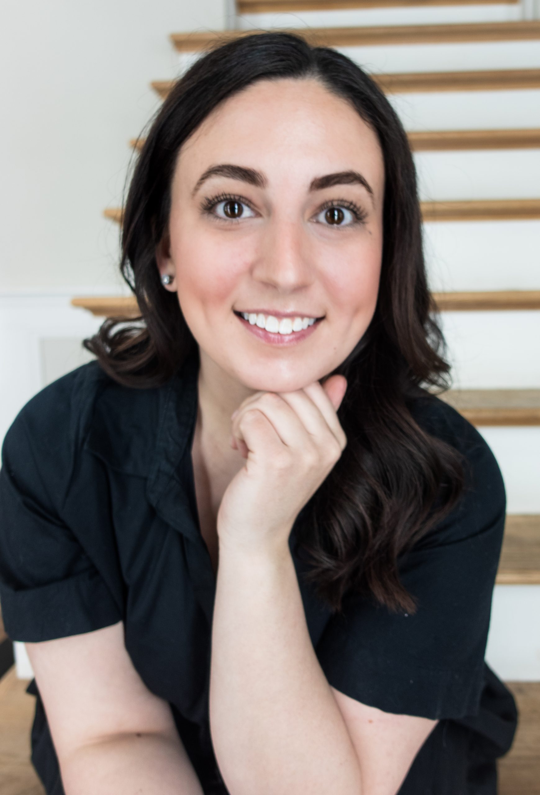 tara headshot cropped